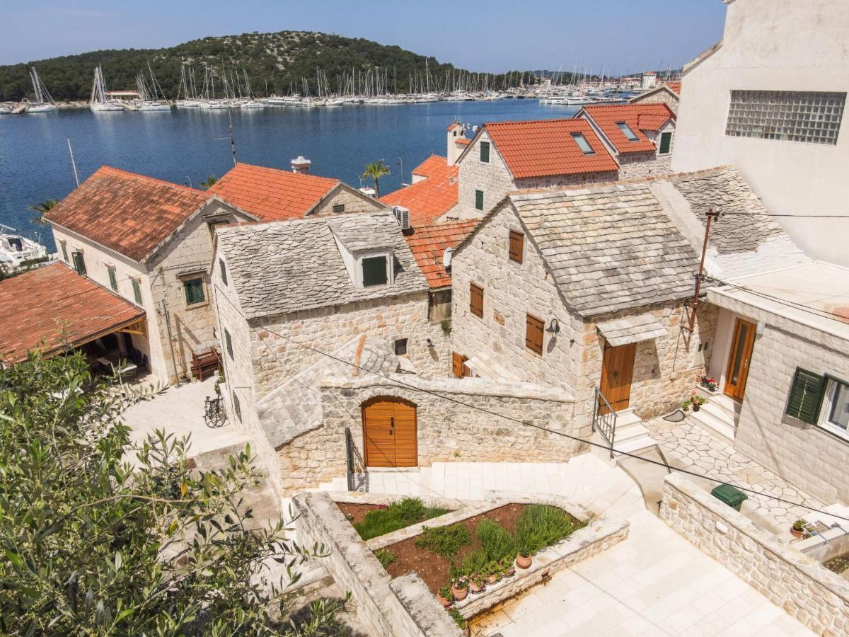 Apartments Mediteraneo Rogoznica ロゴズニッツァ エクステリア 写真