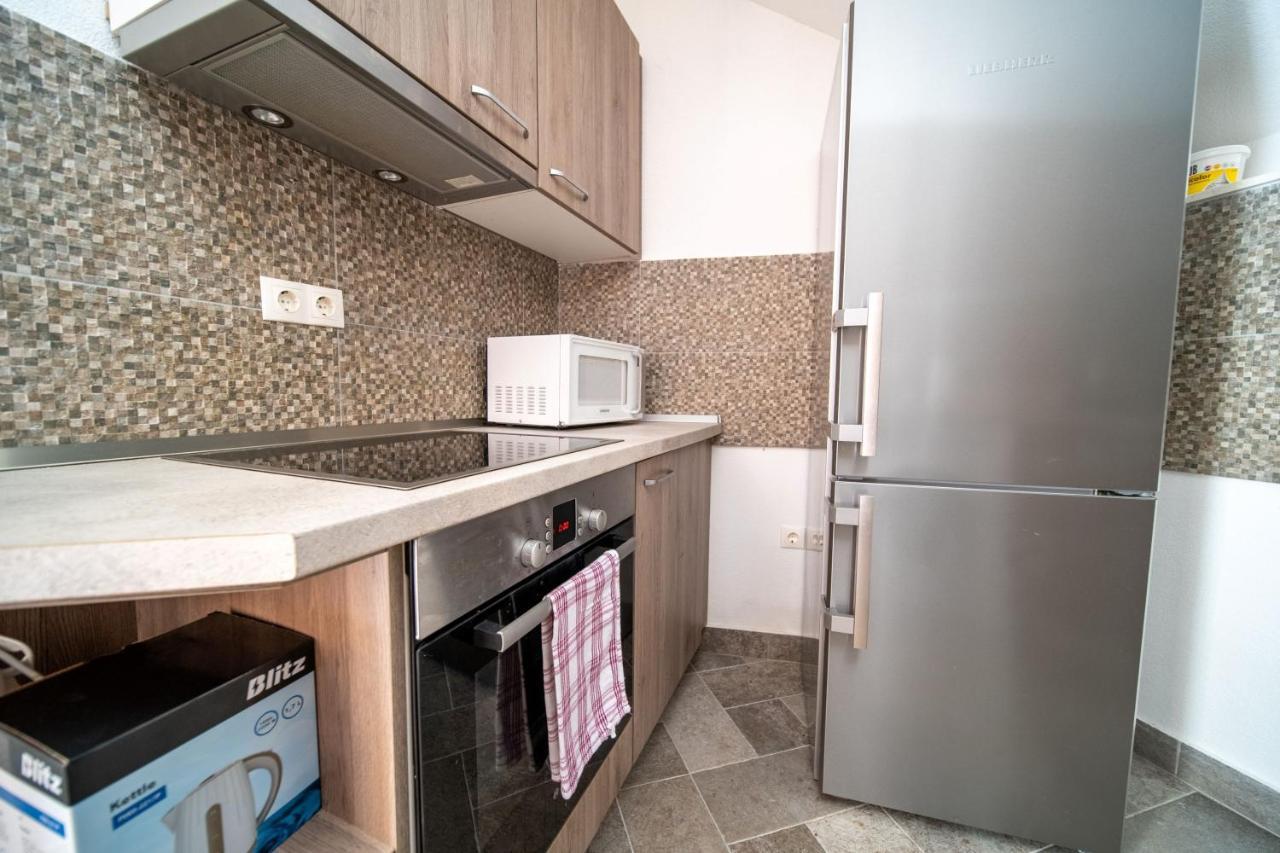 Apartments Mediteraneo Rogoznica ロゴズニッツァ エクステリア 写真
