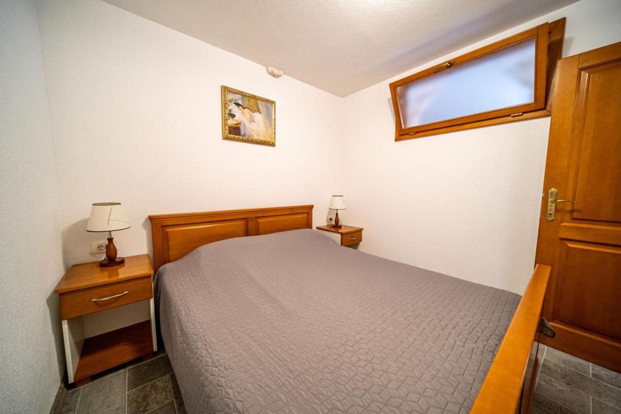 Apartments Mediteraneo Rogoznica ロゴズニッツァ エクステリア 写真